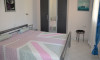 Kad govorimo o apartmanima u Sivoti za Leto 2018, izbor od preko 20 vila garantuje da možete rezervisati apartman ili studio u skladu kako sa svojim željama, tako i mogućnostima 🙂 Najveći broj vila u Sivoti nalazi se malo dalje od samog mesta i plaža, ali zbog toga i čuvaju svoj mir sakrivene u bogatim maslinjacima.